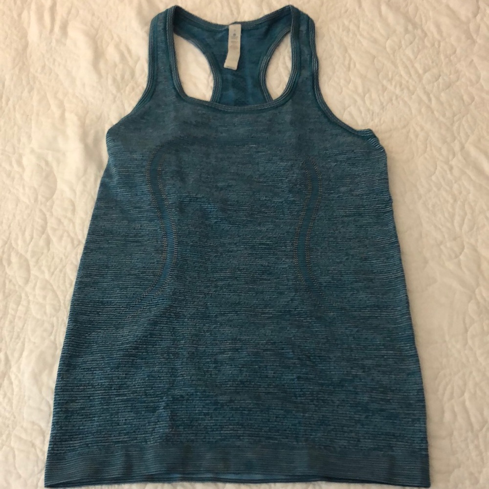 Lulu Lemon size 4 teal tank